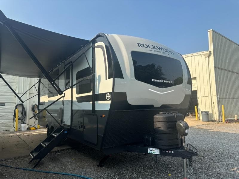 2026 Forest River Rockwood Mini Lite 2522FB