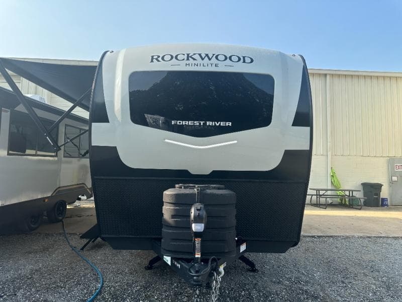 2026 Forest River 2026 Forest River Rockwood Mini Lite - thumbnail 4