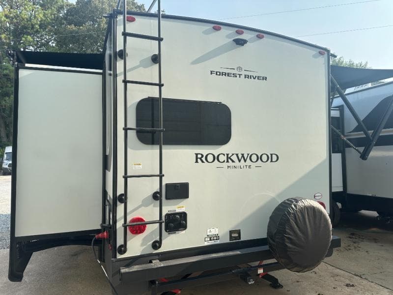2026 Forest River 2026 Forest River Rockwood Mini Lite - thumbnail 7