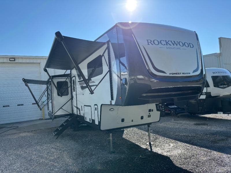 2026 Forest River Rockwood Signature R361RLS