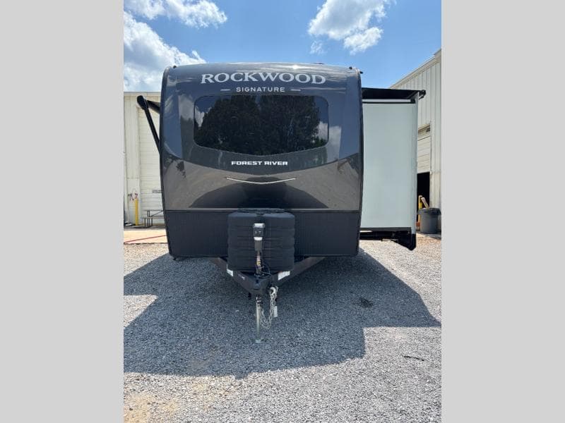 2026 Forest River 2026 Forest River Rockwood Signature - thumbnail 5