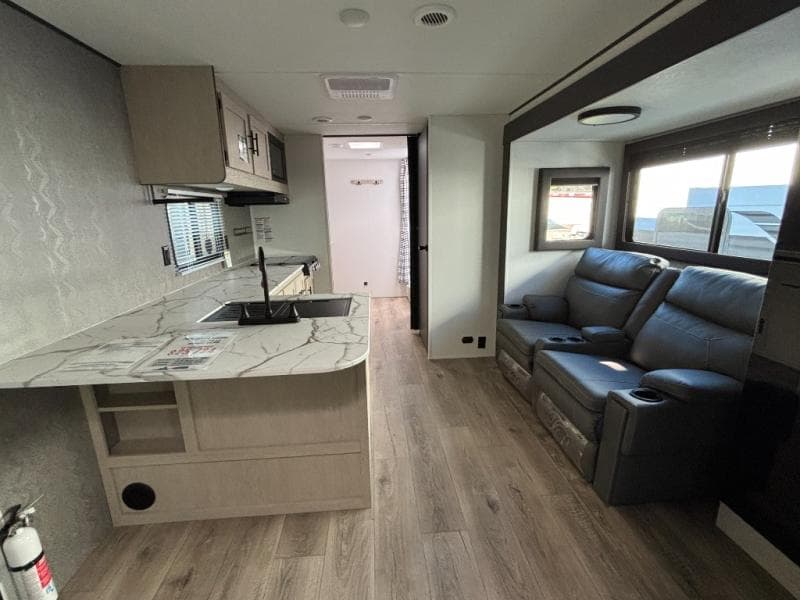 2026 Coachmen 2026 Coachmen Shasta I-5 - thumbnail 9