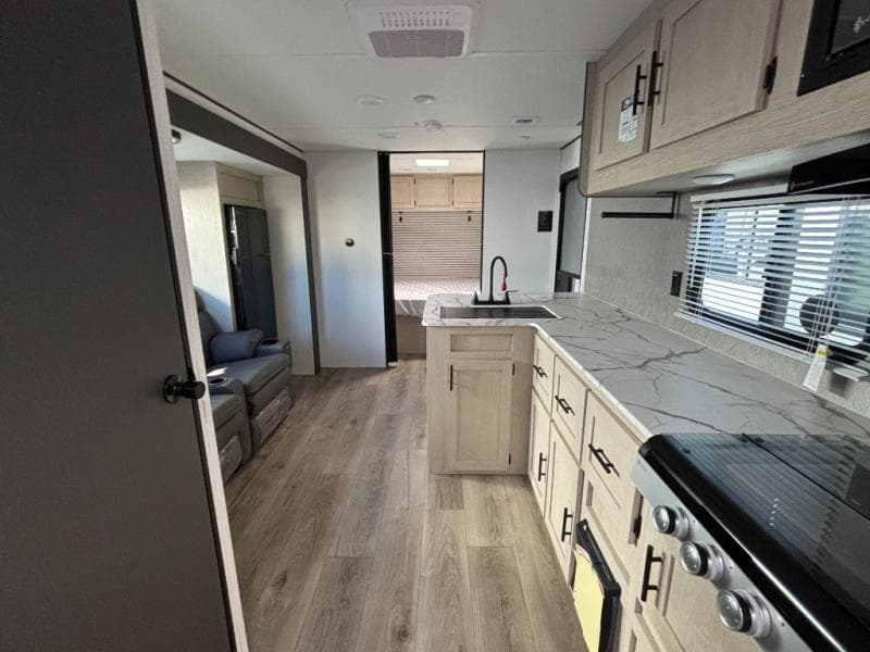 2026 Coachmen 2026 Coachmen Shasta I-5 - thumbnail 18