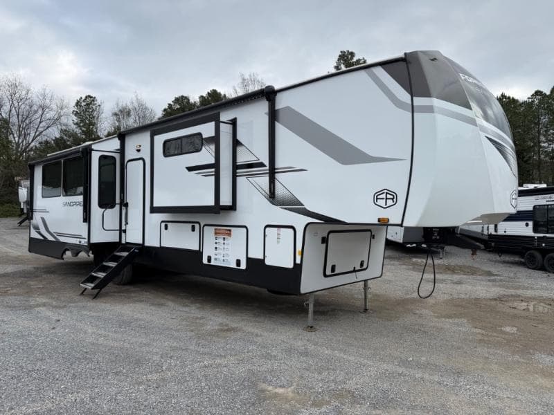 2026 Forest River Sandpiper 3800RK