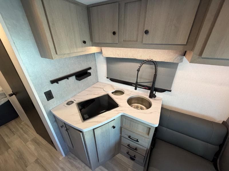 2024 Forest River 2024 Forest River Sunseeker - thumbnail 14
