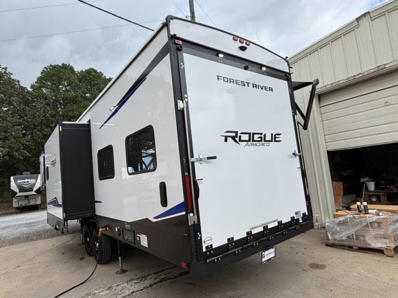 2026 Forest River 2026 Forest River Cherokee Rogue Armored - thumbnail 8