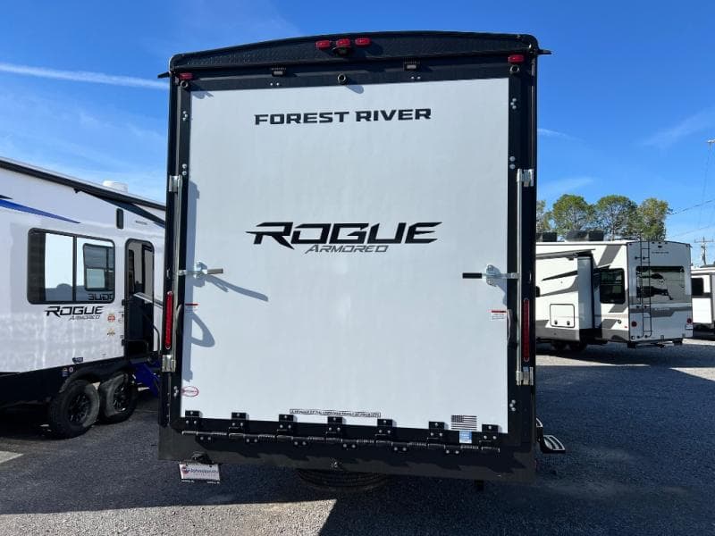 2026 Forest River 2026 Forest River Cherokee Rogue Armored - thumbnail 7