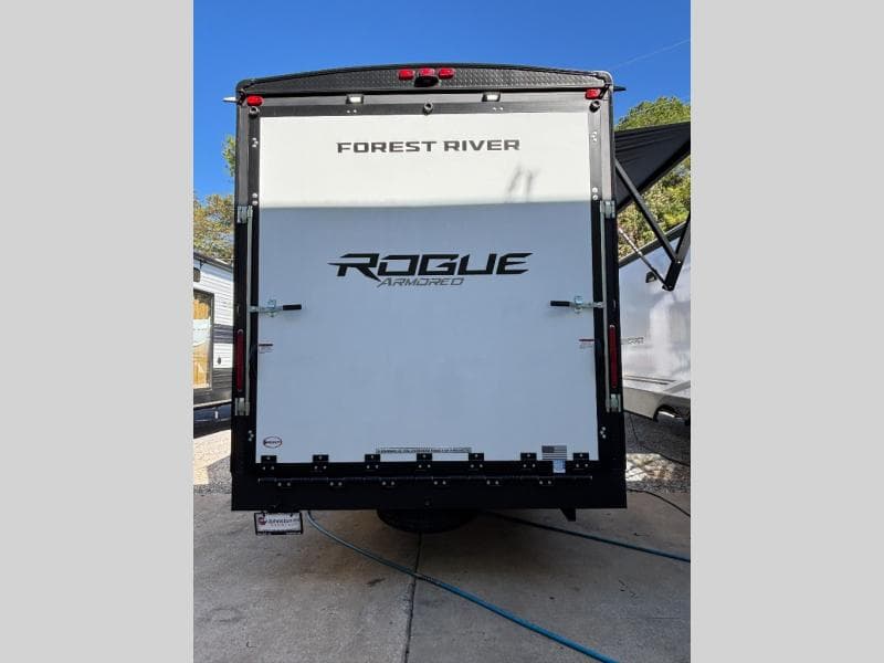 2026 Forest River 2026 Forest River Cherokee Rogue Armored - thumbnail 7