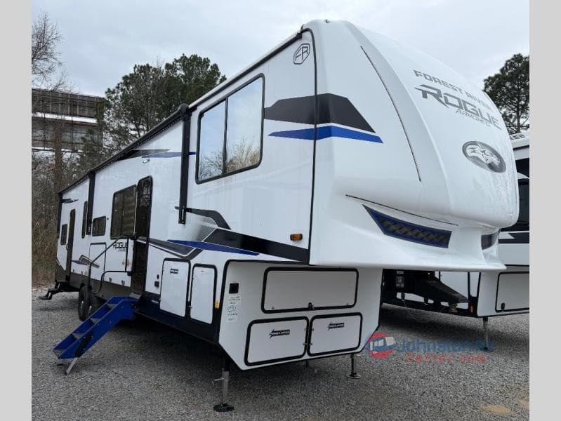 2026 Forest River Cherokee Rogue Armored 4015