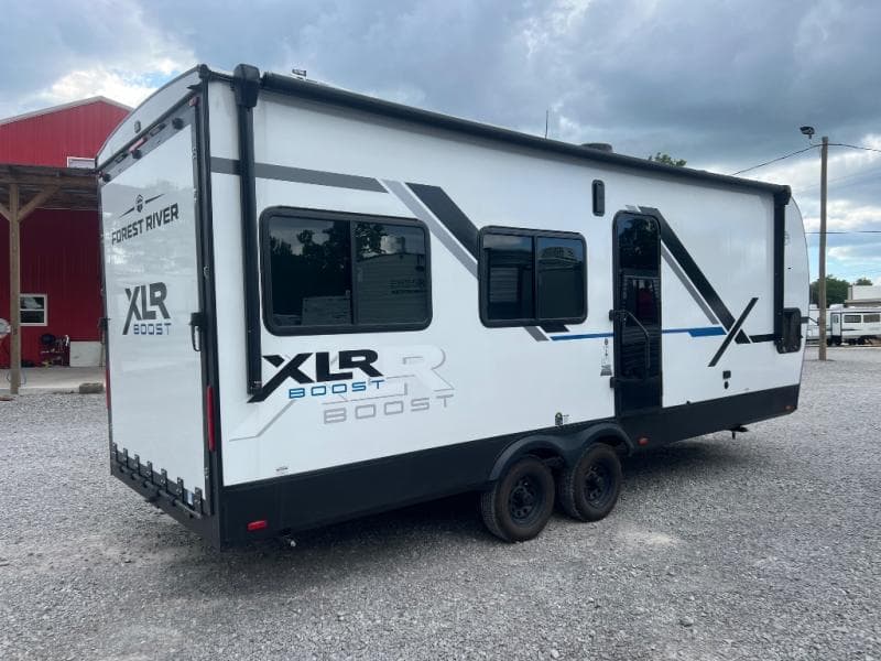 2025 Forest River 2025 Forest River Xlr Boost Toy Hauler - thumbnail 6