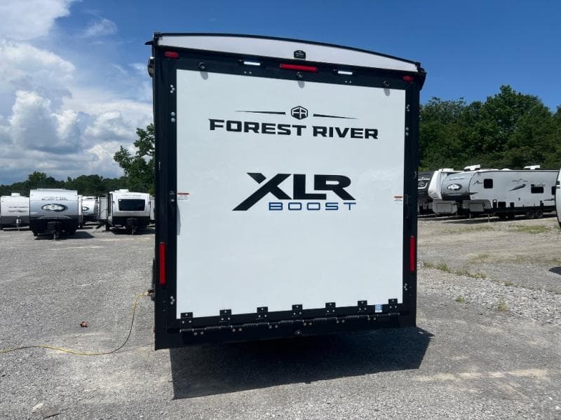 2026 Forest River 2026 Forest River Xlr Boost Toy Hauler - thumbnail 7