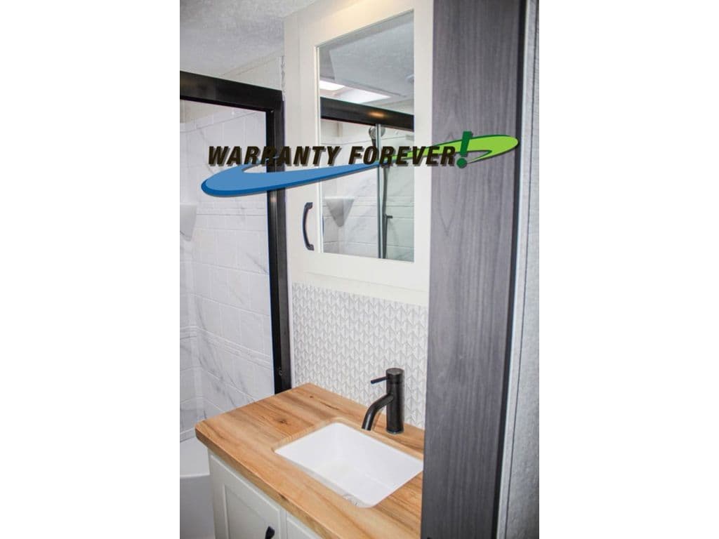 2025 Coachmen 2025 Coachmen Brookstone - thumbnail 36