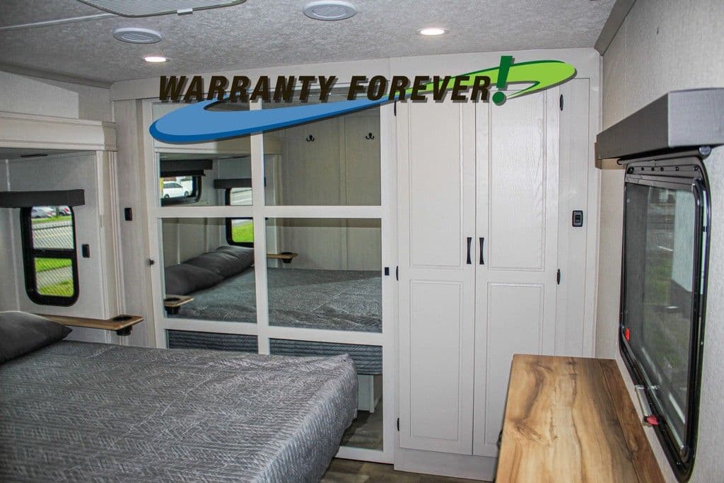 2025 Coachmen 2025 Coachmen Brookstone - thumbnail 38