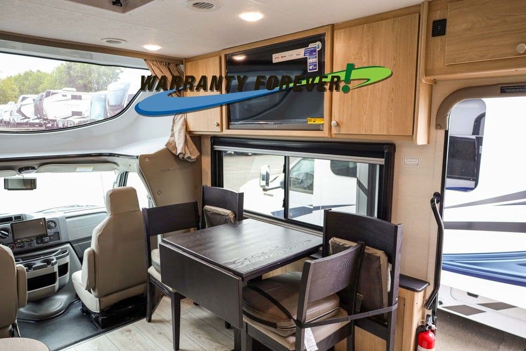 2025 Coachmen 2025 Coachmen Concord - thumbnail 24