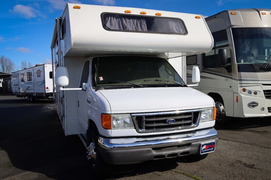 2008 Coachmen 2008 Coachmen Freelander - image 1