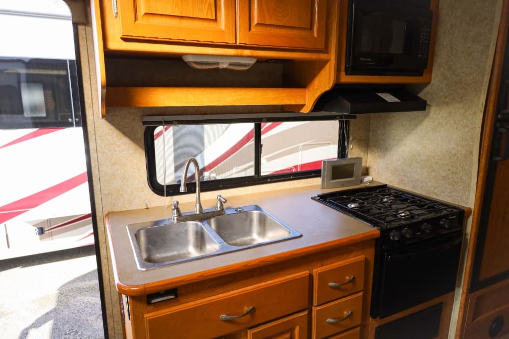 2008 Coachmen 2008 Coachmen Freelander - thumbnail 27