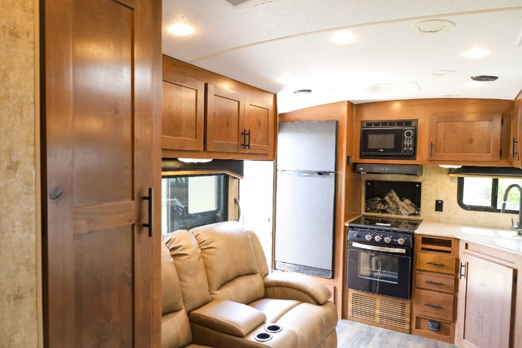2024 Outdoors RV 2024 Outdoors RV Back Country Series MTN TRX - thumbnail 10