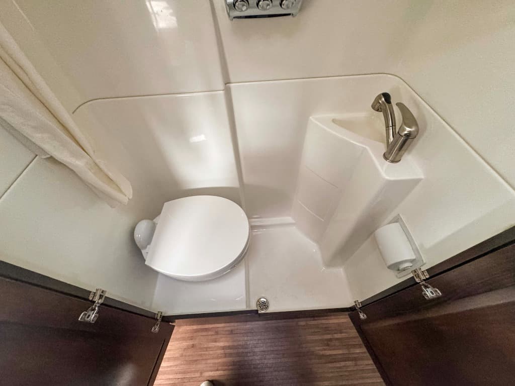 2016 Coachmen 2016 Coachmen Galleria - thumbnail 24