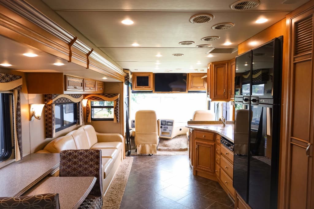 2014 Newmar 2014 Newmar Canyon Star - thumbnail 9