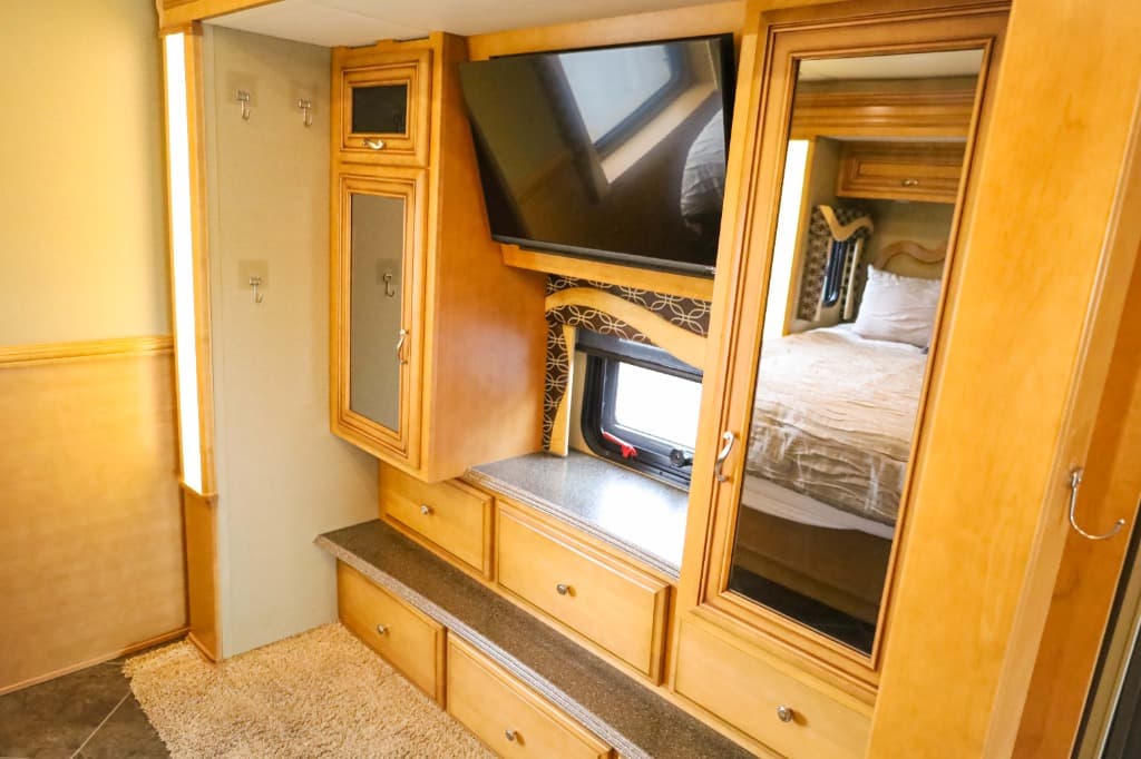 2014 Newmar 2014 Newmar Canyon Star - thumbnail 37