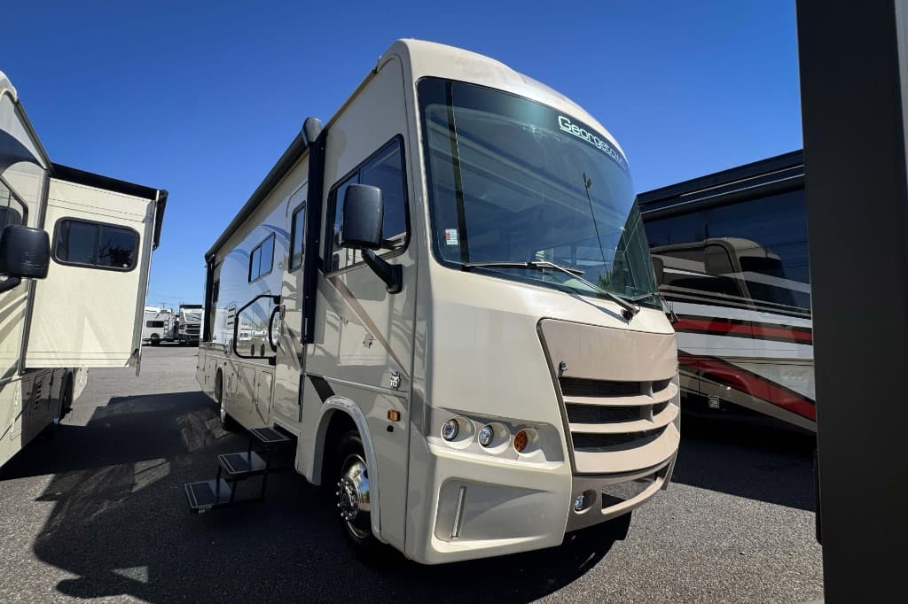 2018 Forest River 2018 Forest River Georgetown 3 Series - image 1
