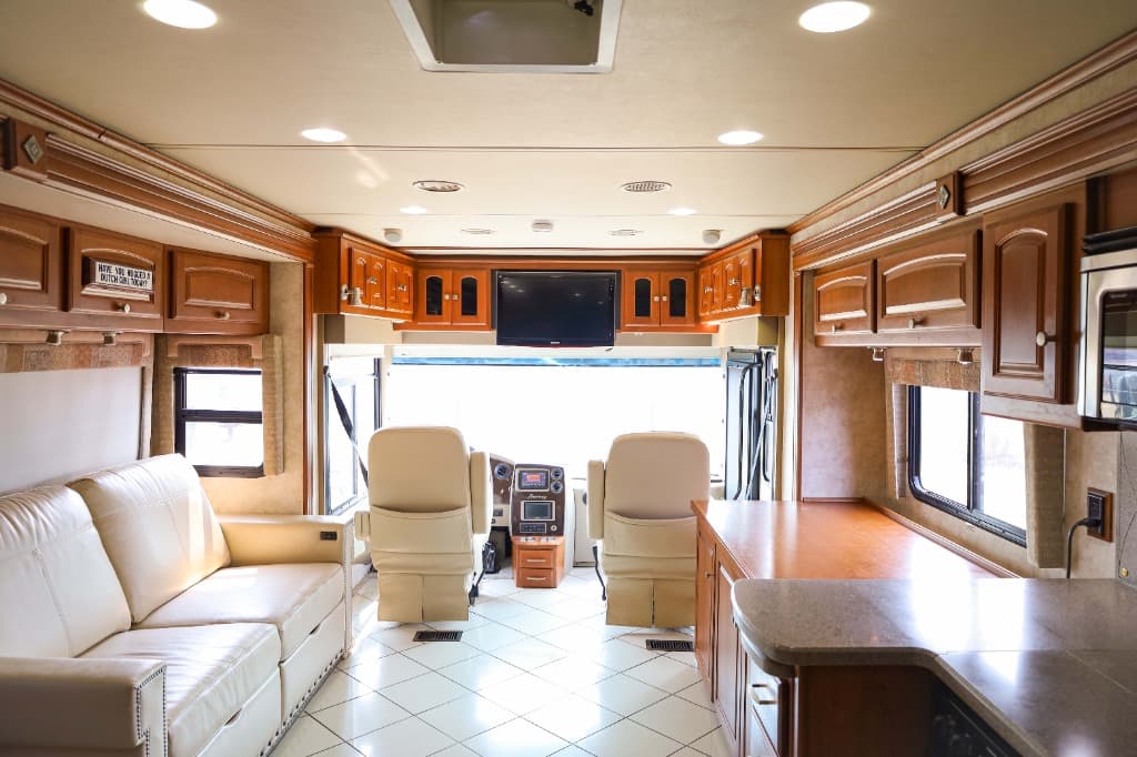 2012 Winnebago 2012 Winnebago Journey - thumbnail 5