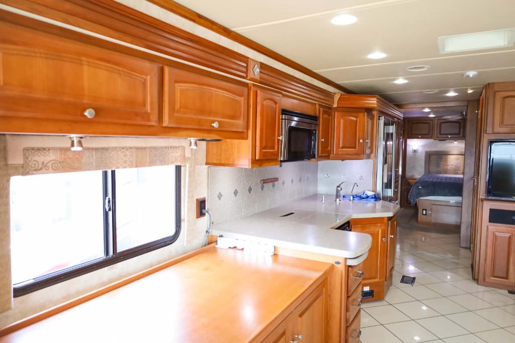 2012 Winnebago 2012 Winnebago Journey - thumbnail 9
