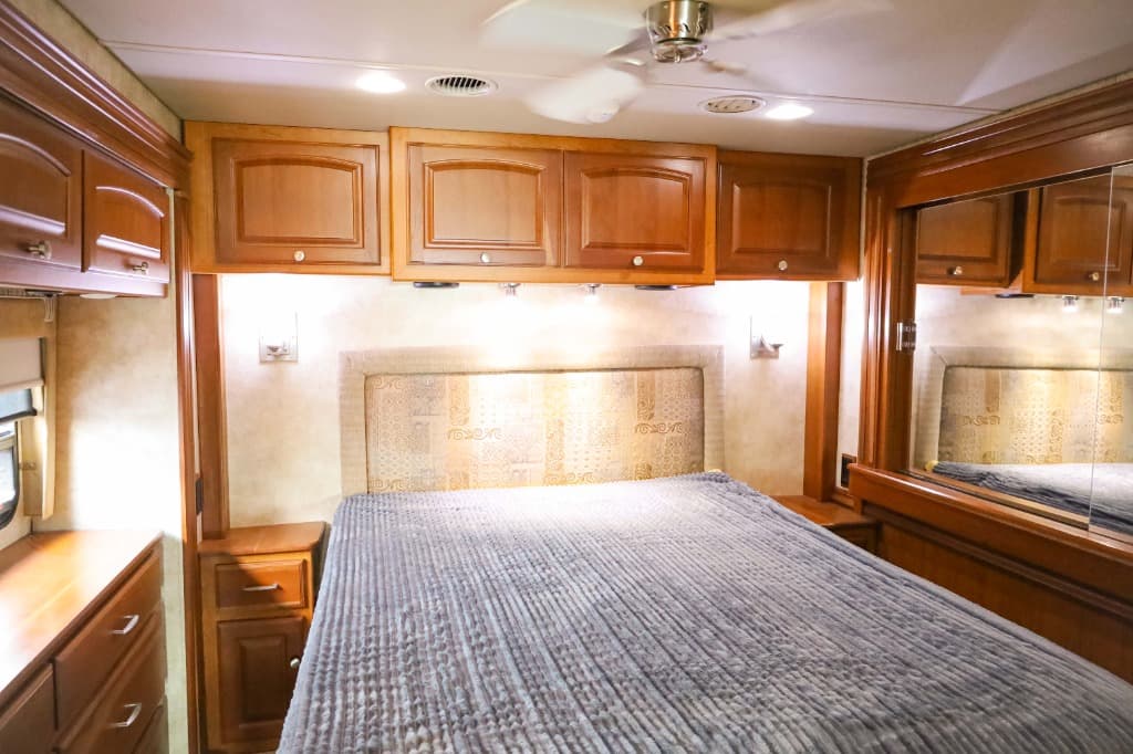 2012 Winnebago 2012 Winnebago Journey - thumbnail 40
