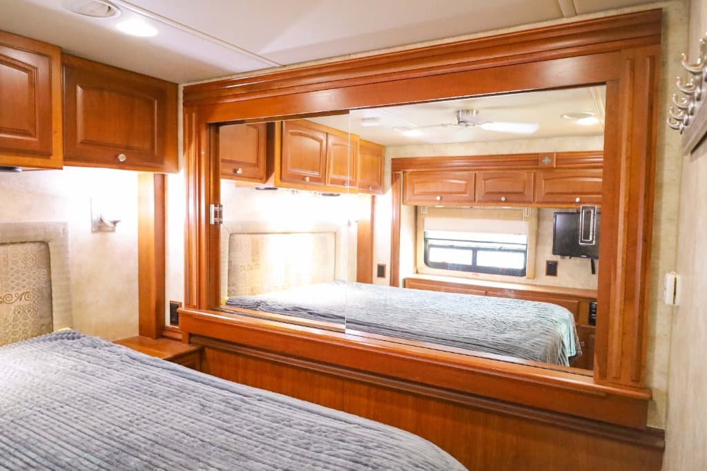 2012 Winnebago 2012 Winnebago Journey - thumbnail 42