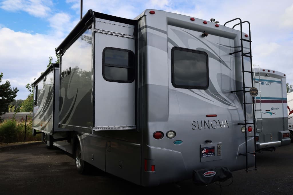 2015 Itasca 2015 Itasca Sunova - thumbnail 4