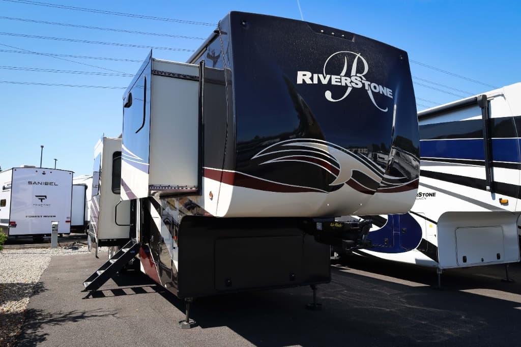 2019 Forest River Riverstone 39FK