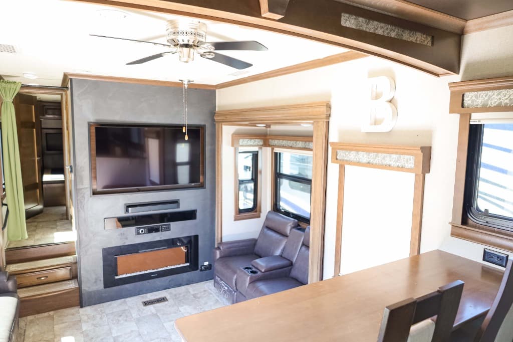 2019 Forest River 2019 Forest River Riverstone - thumbnail 7