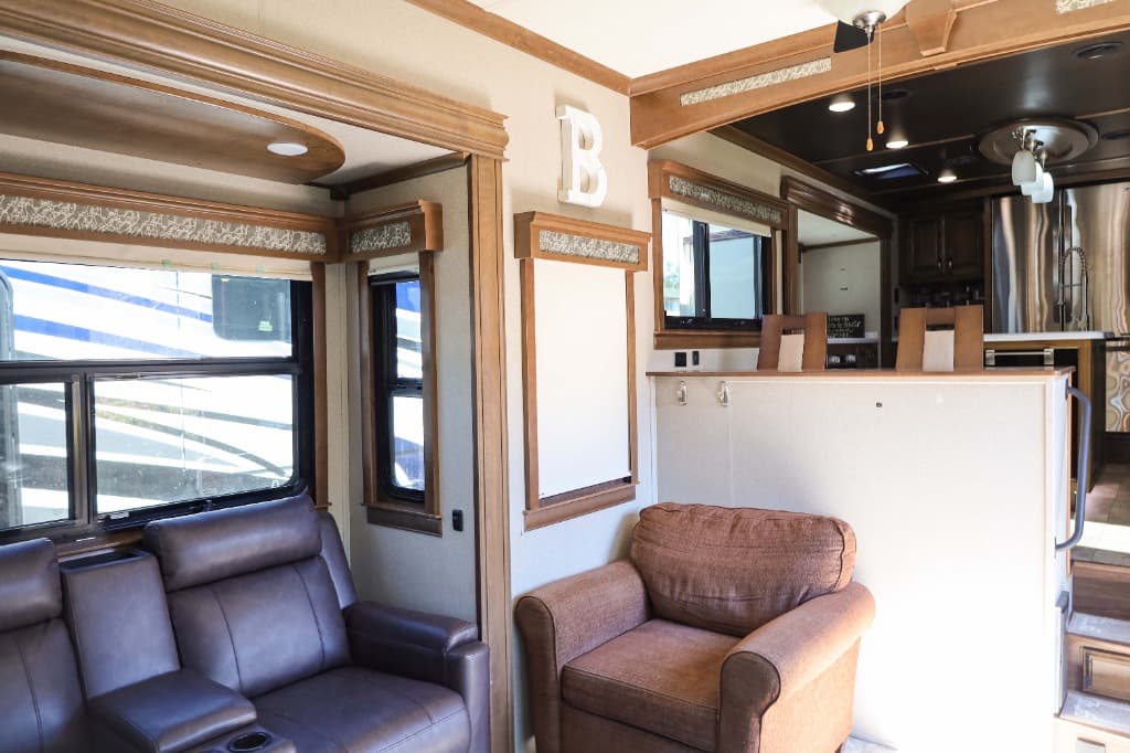 2019 Forest River 2019 Forest River Riverstone - thumbnail 10