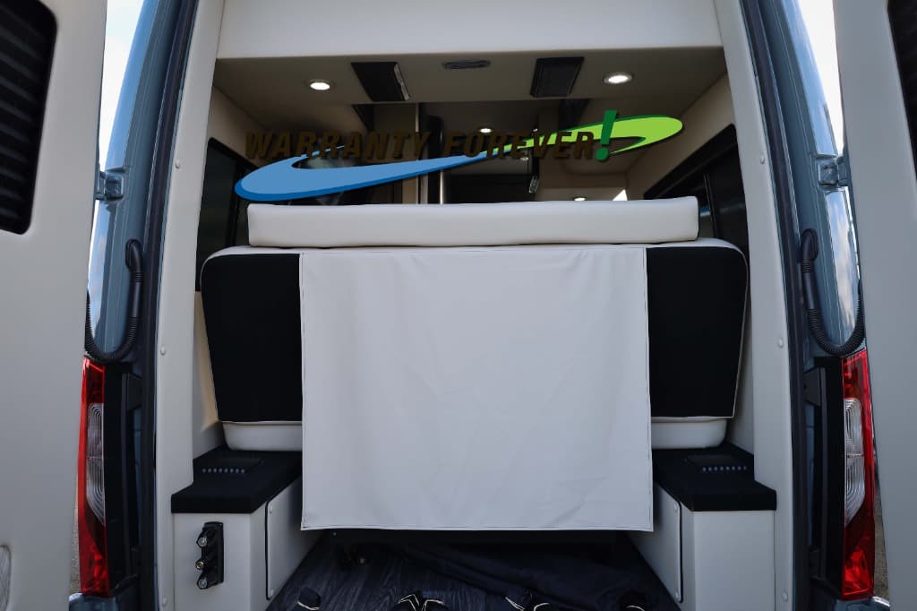 2026 OGV Luxury Coach 2026 OGV Luxury Coach V-Tour - thumbnail 7