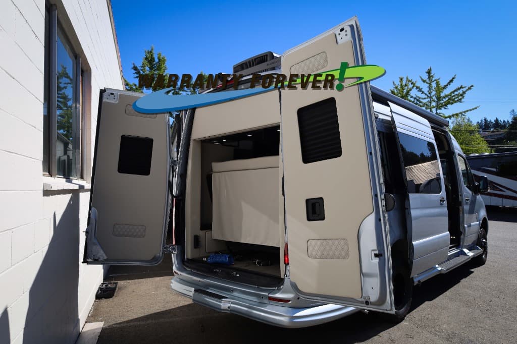 2026 OGV Luxury Coach 2026 OGV Luxury Coach V-Tour - thumbnail 4