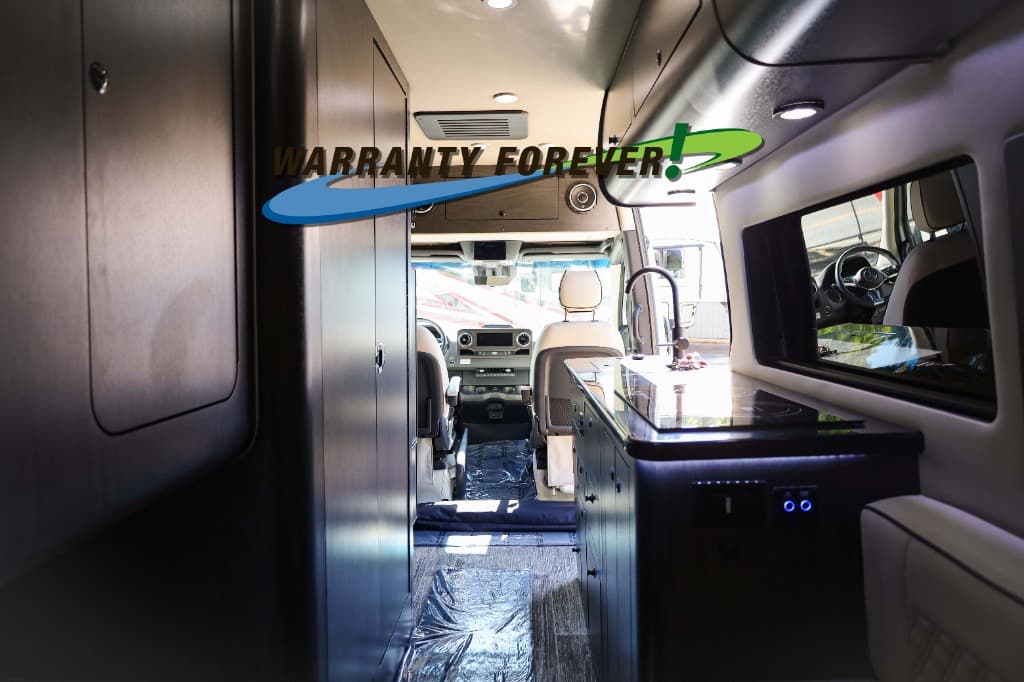 2026 OGV Luxury Coach 2026 OGV Luxury Coach V-Tour - thumbnail 11