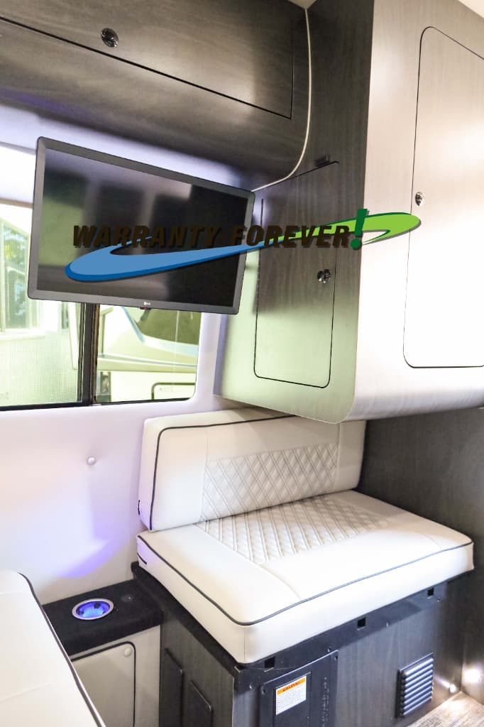 2026 OGV Luxury Coach 2026 OGV Luxury Coach V-Tour - thumbnail 36