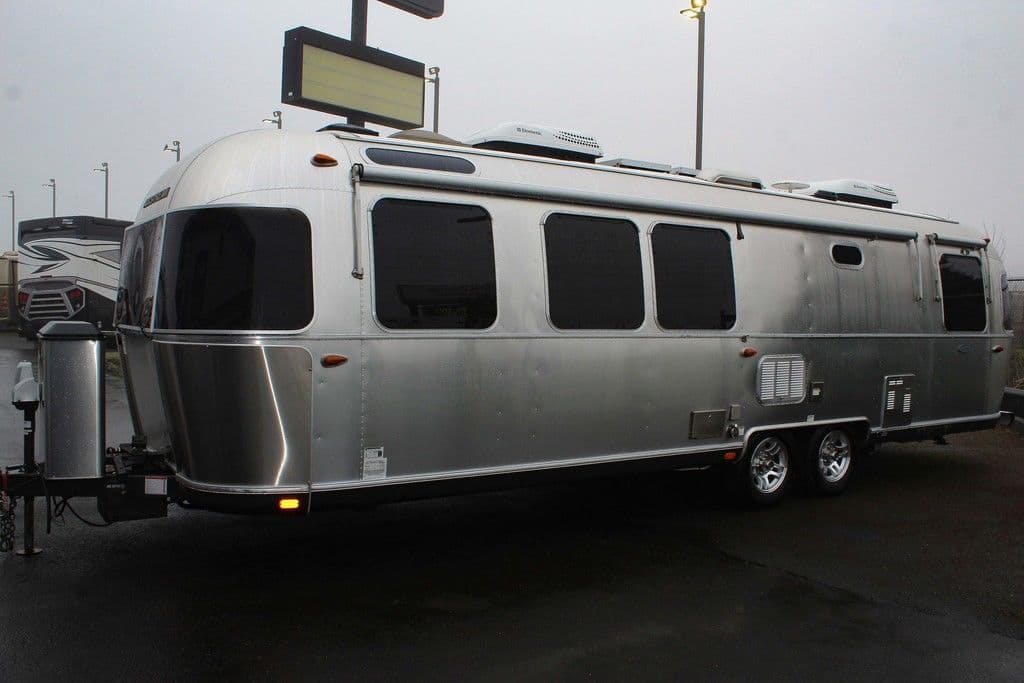 2016 Airstream 2016 Airstream Classic - thumbnail 4