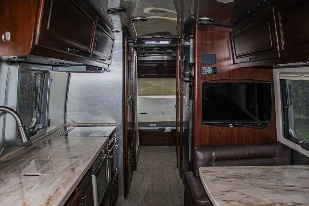 2016 Airstream 2016 Airstream Classic - thumbnail 6