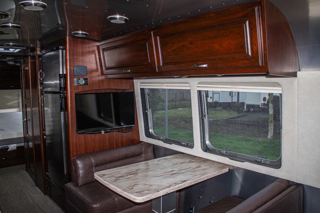 2016 Airstream 2016 Airstream Classic - thumbnail 8