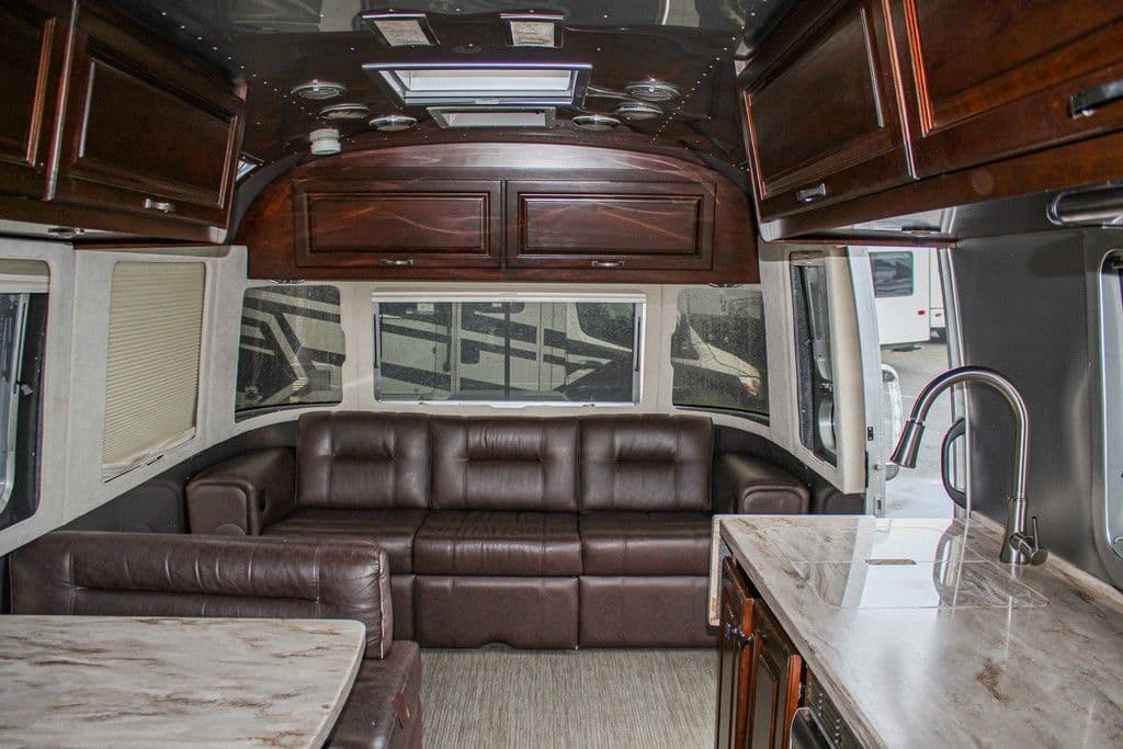 2016 Airstream 2016 Airstream Classic - thumbnail 9