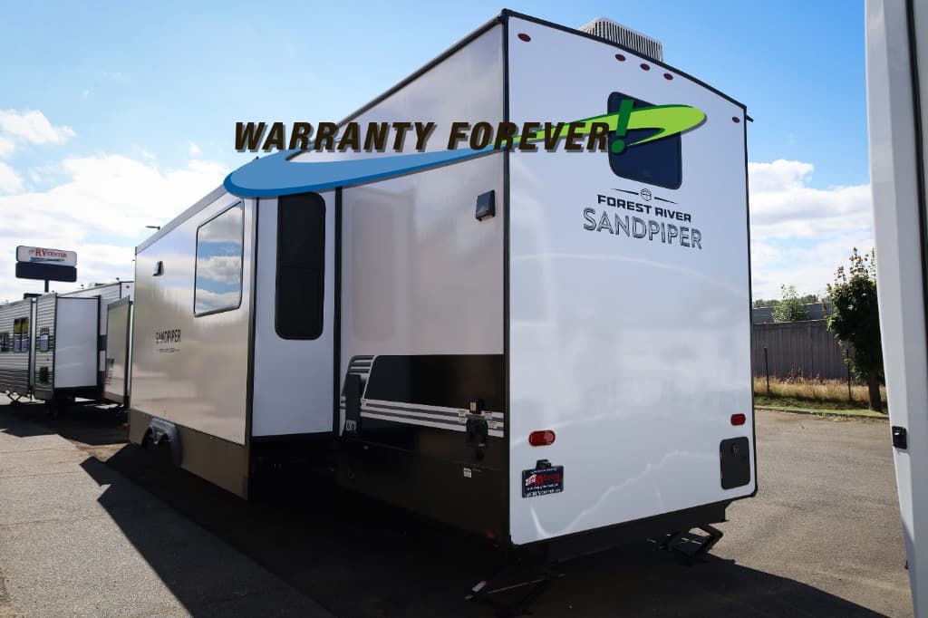 2027 Forest River 2027 Forest River Sandpiper Destination - thumbnail 4