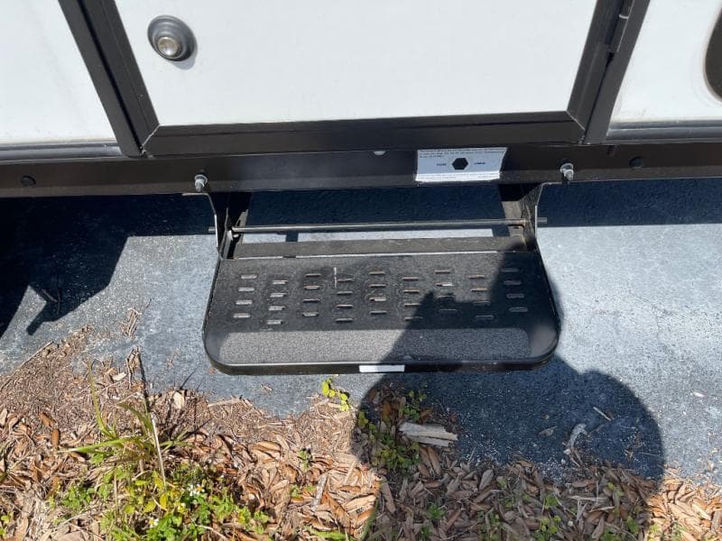 2024 Dutchmen 2024 Dutchmen Coleman - thumbnail 17