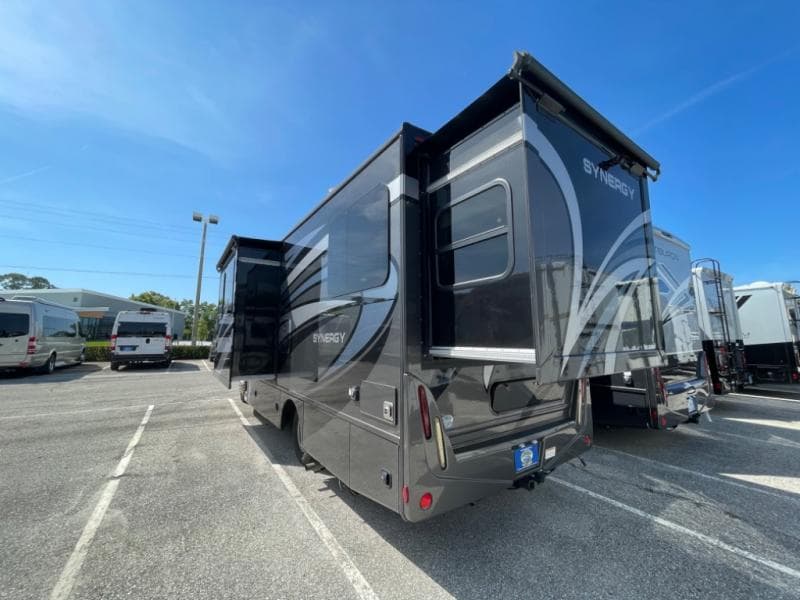 2019 Thor Motor Coach 2019 Thor Motor Coach Synergy - thumbnail 7