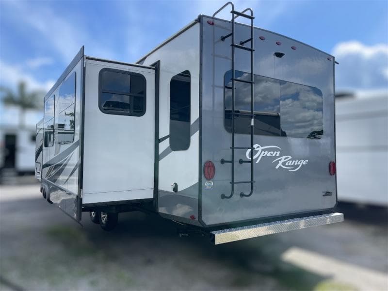 2023 Highland Ridge 2023 Highland Ridge Open Range - thumbnail 5