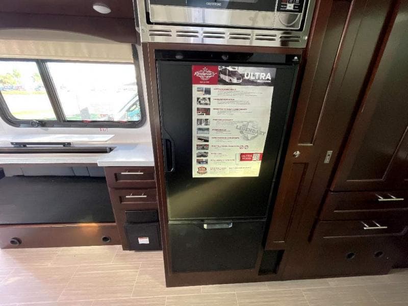 2023 Regency RV 2023 Regency RV Ultra Brougham - thumbnail 15
