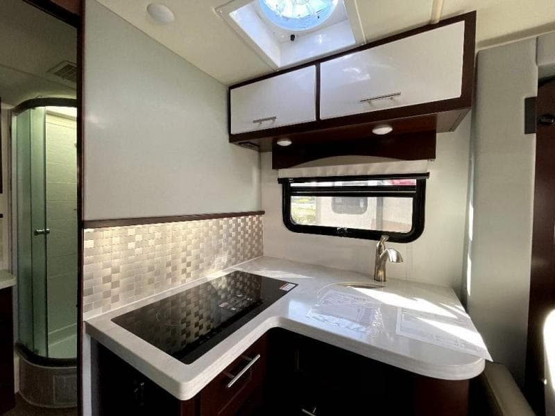 2023 Regency RV 2023 Regency RV Ultra Brougham - thumbnail 17