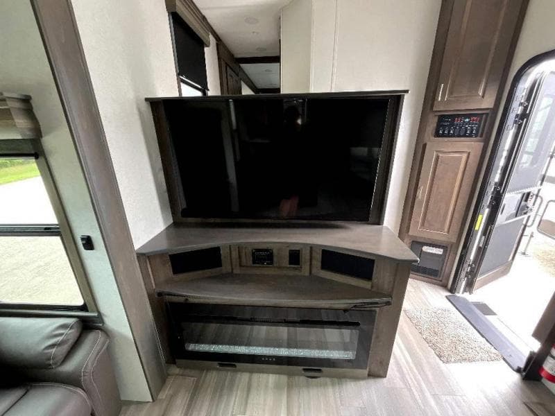 2022 Alliance RV 2022 Alliance RV Paradigm - thumbnail 18