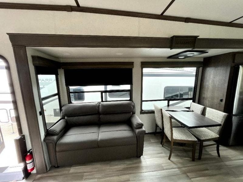 2022 Alliance RV 2022 Alliance RV Paradigm - thumbnail 20