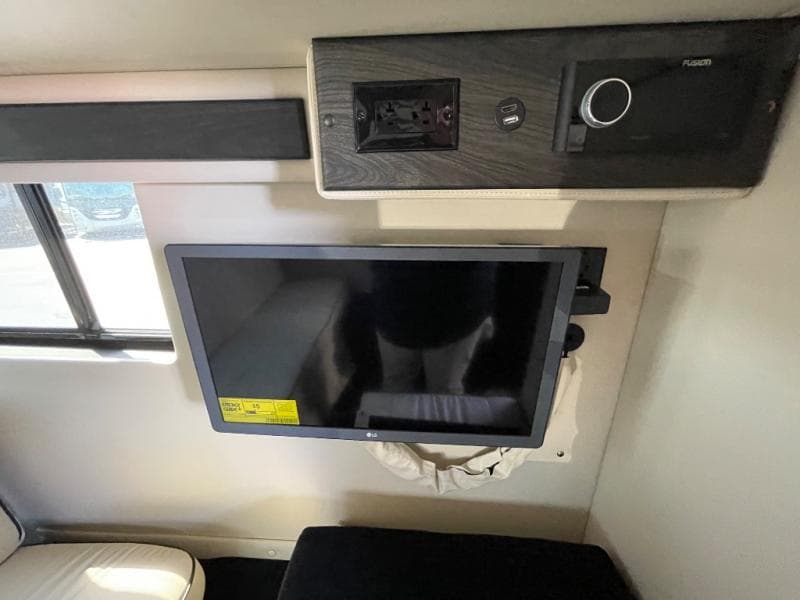 2024 Midwest Automotive Designs 2024 Midwest Automotive Designs Legend - thumbnail 15